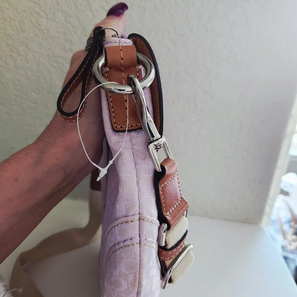 Like New Coach Soho Lavendar Signature C's Crossbody Bag